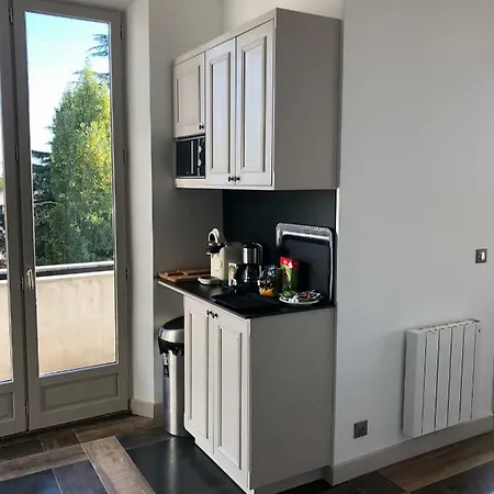 Exceptionnel, 130 M2, Vue Aerienne Sur Paris Ville-d'Avray